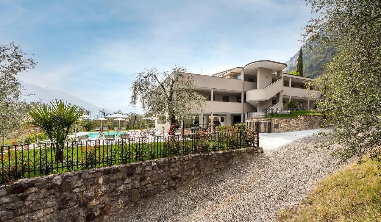 Evo Suites Apartments Limone sul Garda 4*,  Italië