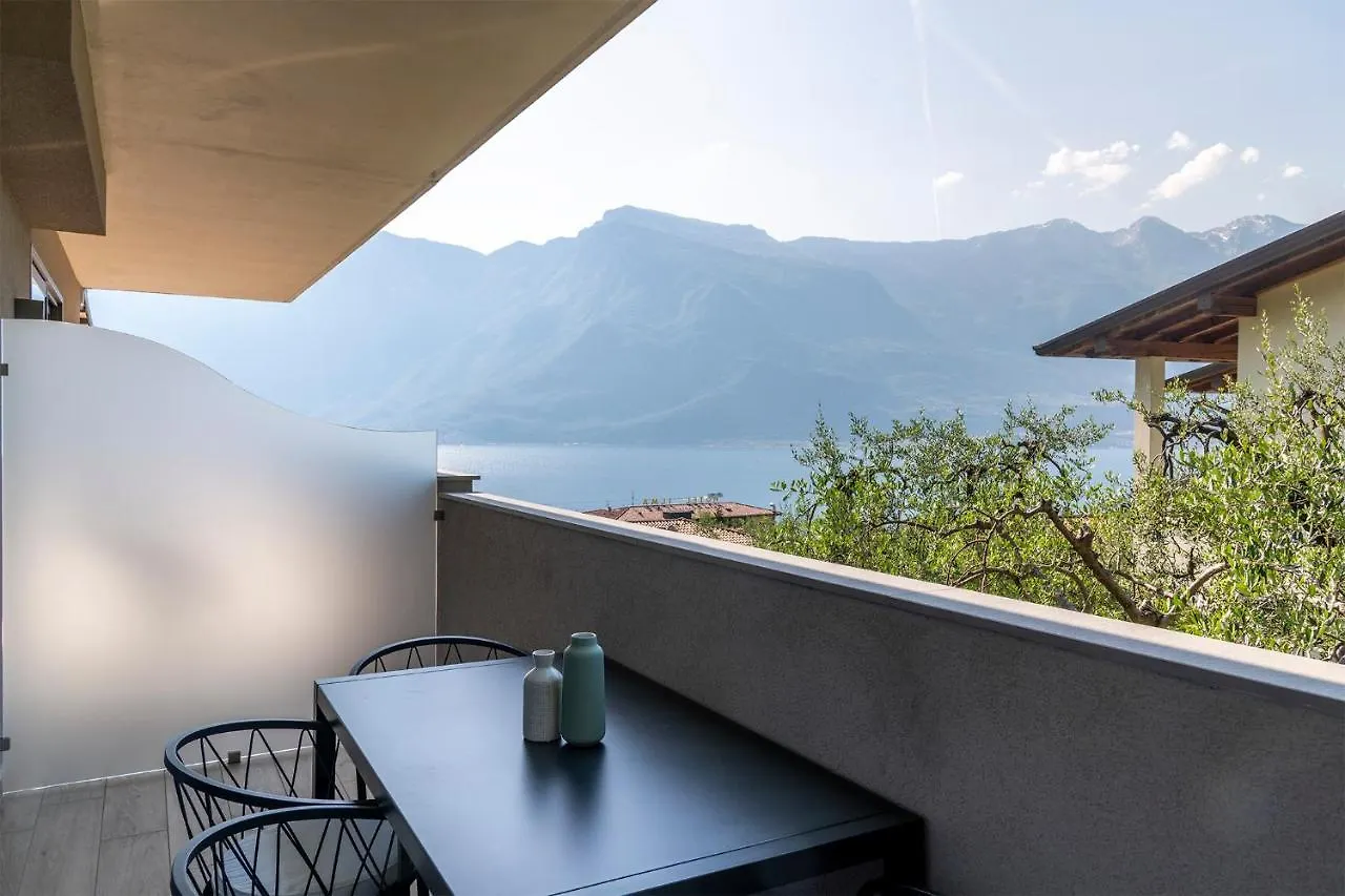 Evo Suites Apartments Limone sul Garda 4*,  Italië